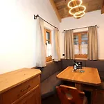 Hoellwarth Aschau Im Zillertal