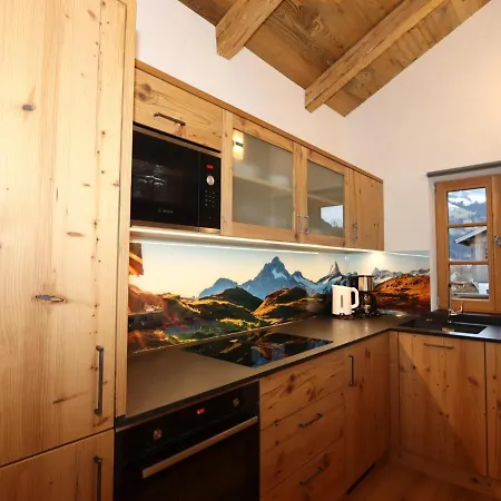 Holiday home Hoellwarth Aschau Im Zillertal